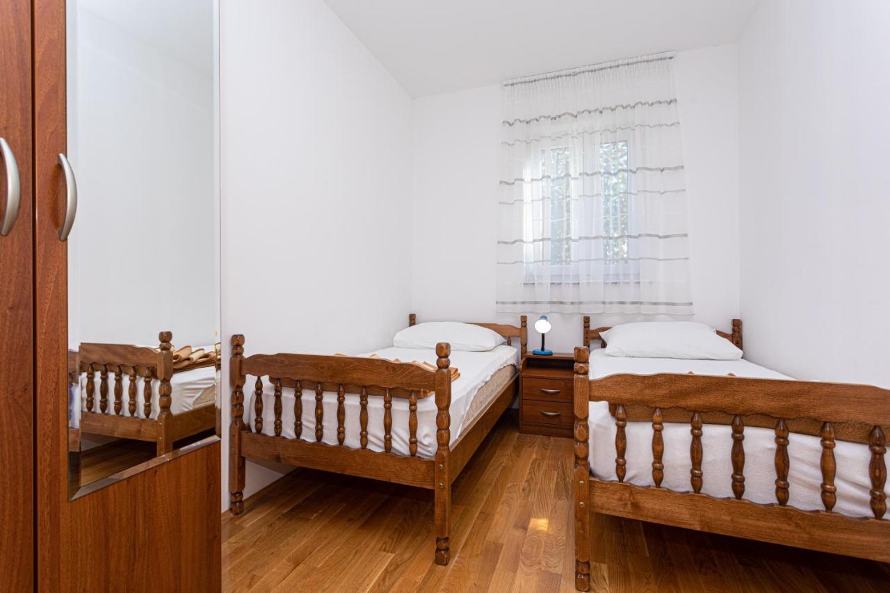 Apartments Crnekovic Jasna Baška Extérieur photo