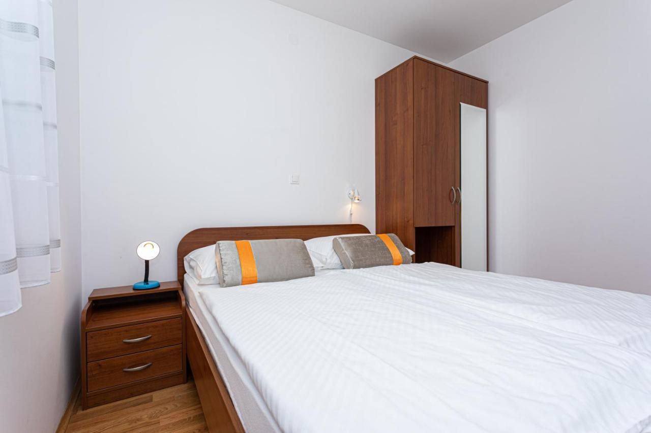 Apartments Crnekovic Jasna Baška Extérieur photo
