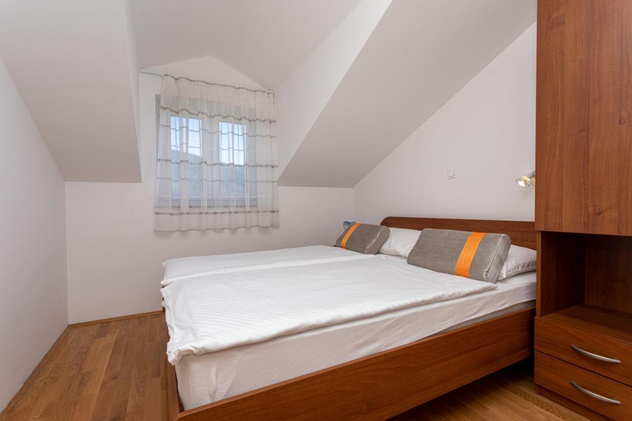 Apartments Crnekovic Jasna Baška Extérieur photo