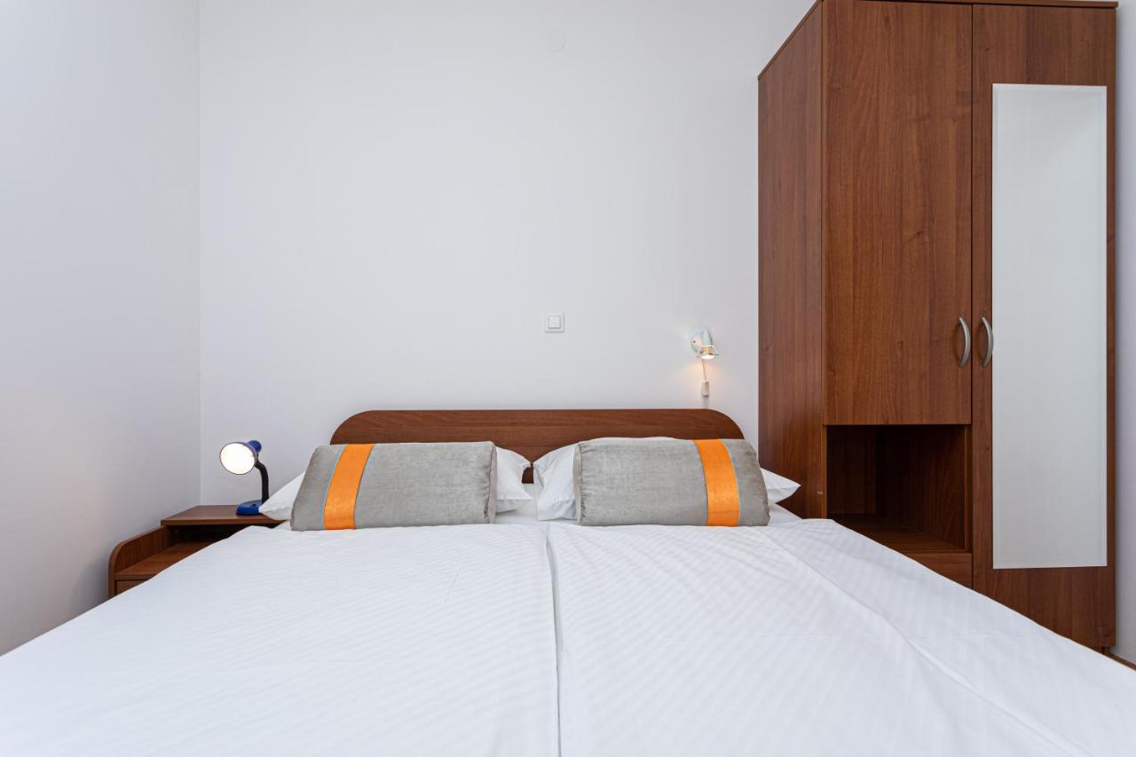 Apartments Crnekovic Jasna Baška Extérieur photo