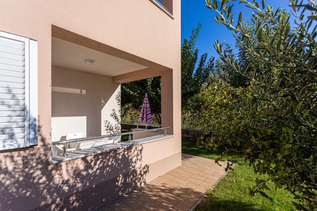 Apartments Crnekovic Jasna Baška Extérieur photo