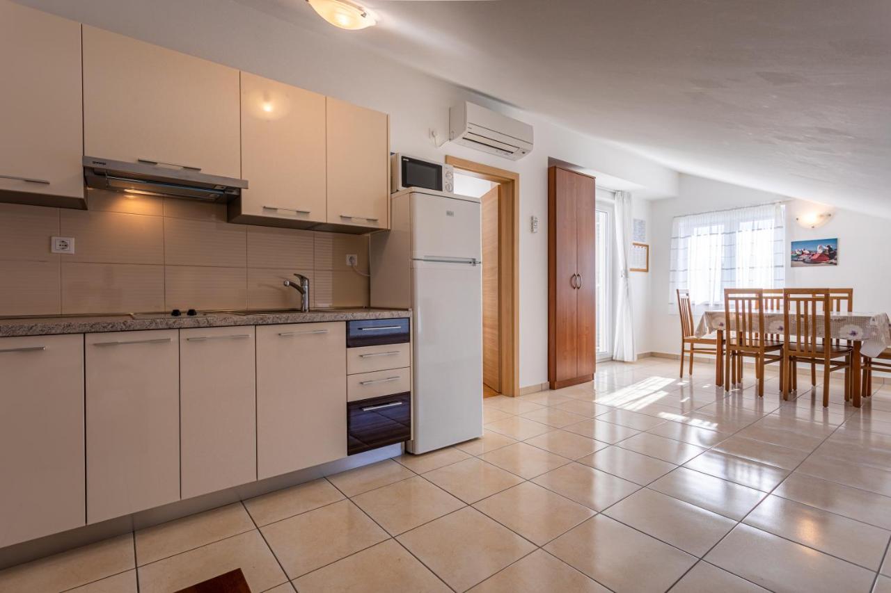Apartments Crnekovic Jasna Baška Extérieur photo
